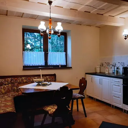 Orsegi Katicas Vendeghaz *