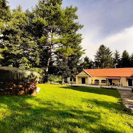 Orsegi Katicas Vendeghaz *