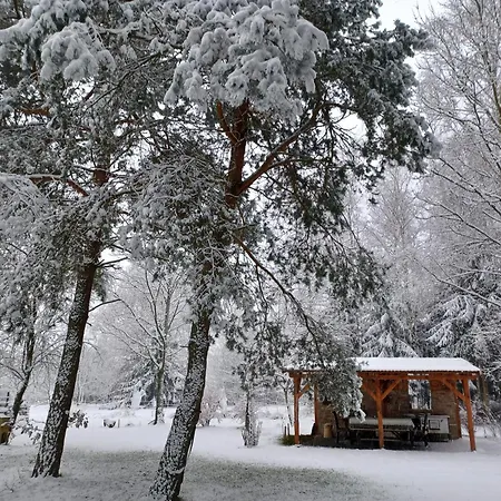 Orsegi Katicas Vendeghaz 아파트 Viszák